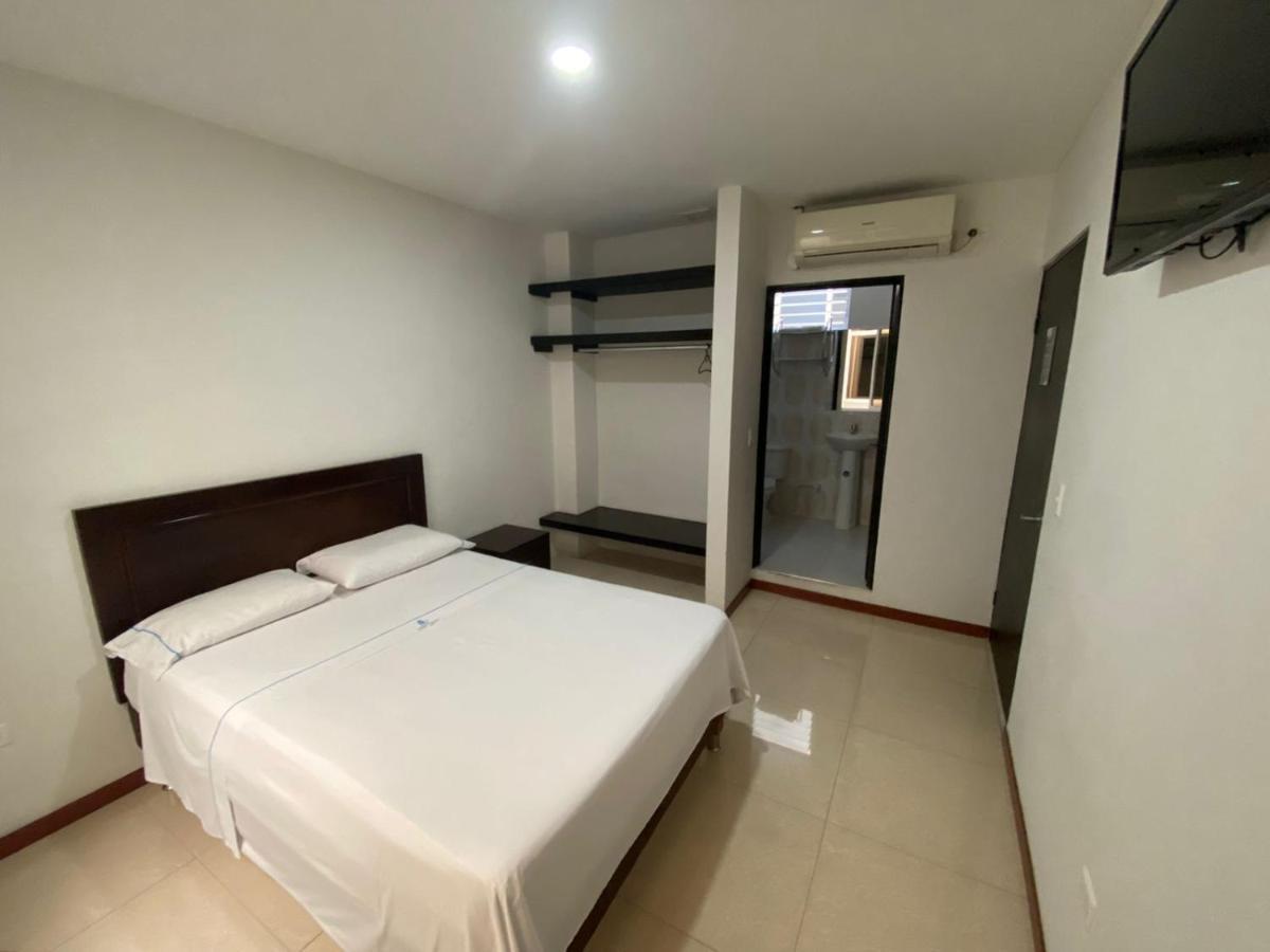 Hotel Torres Del Llano Yopal Kültér fotó