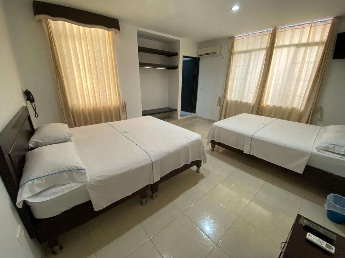 Hotel Torres Del Llano Yopal Kültér fotó